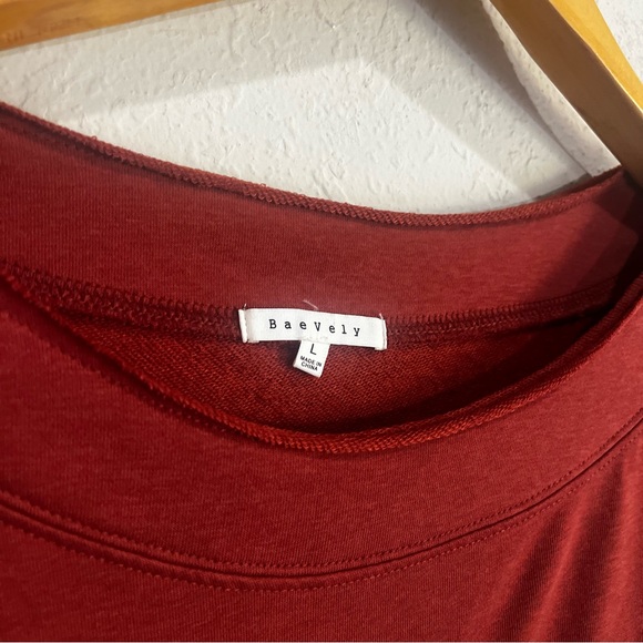 Baevely Brand Boho Top - Rust Colored With Embroidery - Picture 3 of 5